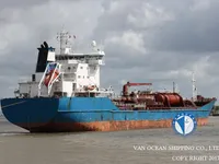 Pétrolier / chimiquier à vendre