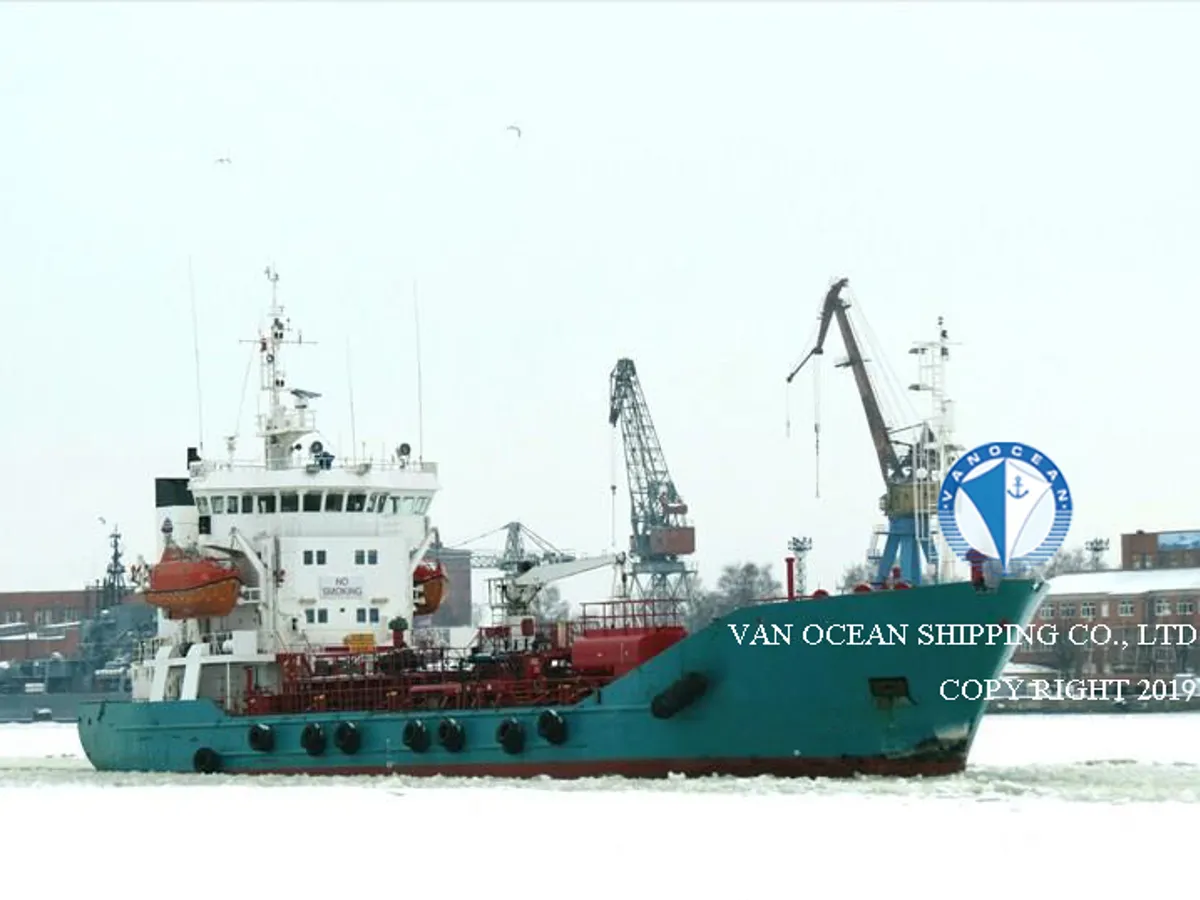 Pétrolier / chimiquier à vendre