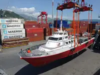 Navire porte-conteneurs à vendre