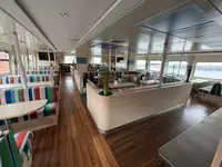 Navire de passagers à vendre
