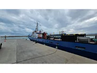 Bateau de transport d'équipage à vendre