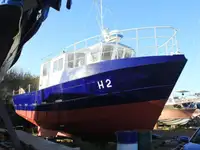 Navire d'enquête à vendre