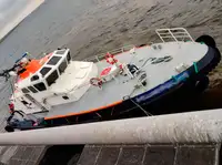 Bateau de transport d'équipage à vendre