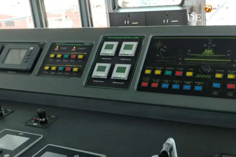 Navire-ferry à vendre