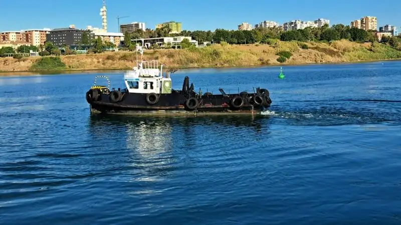 Bateaux de travail à vendre