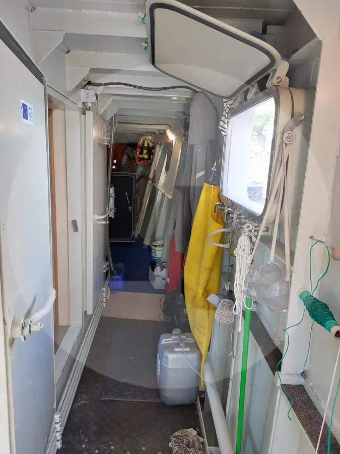 Navire transporteur de poissons vivants à vendre