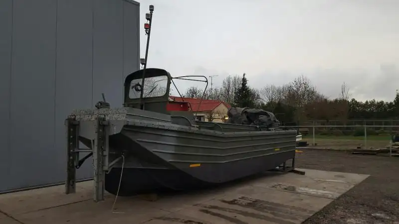 Bateaux de travail à vendre