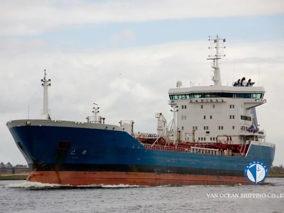 Pétrolier / chimiquier à vendre