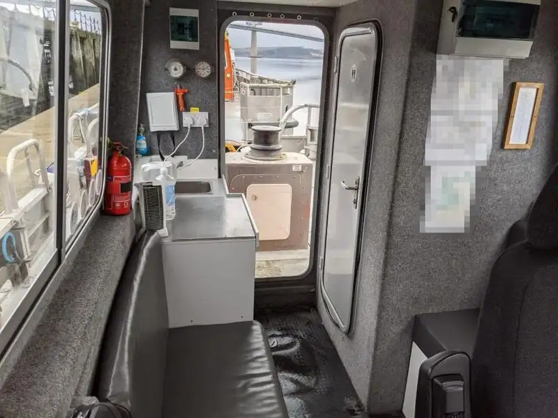 Bateaux de travail à vendre