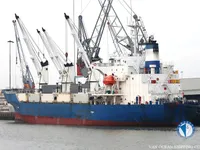 Navire frigorifique à vendre