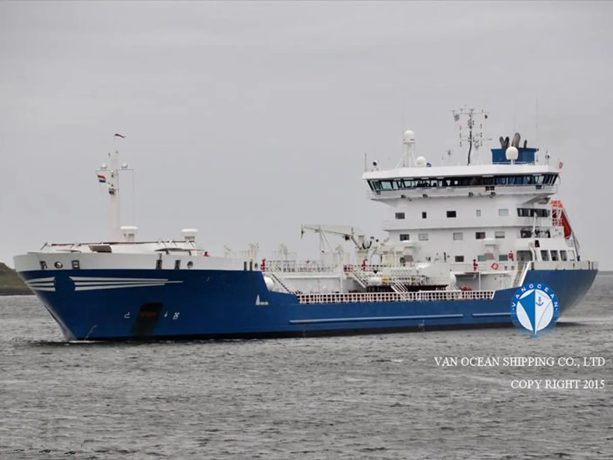 Pétrolier / chimiquier à vendre