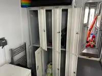 Navire porte-conteneurs à vendre