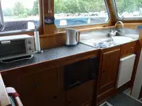 Bateau patrouilleur à vendre