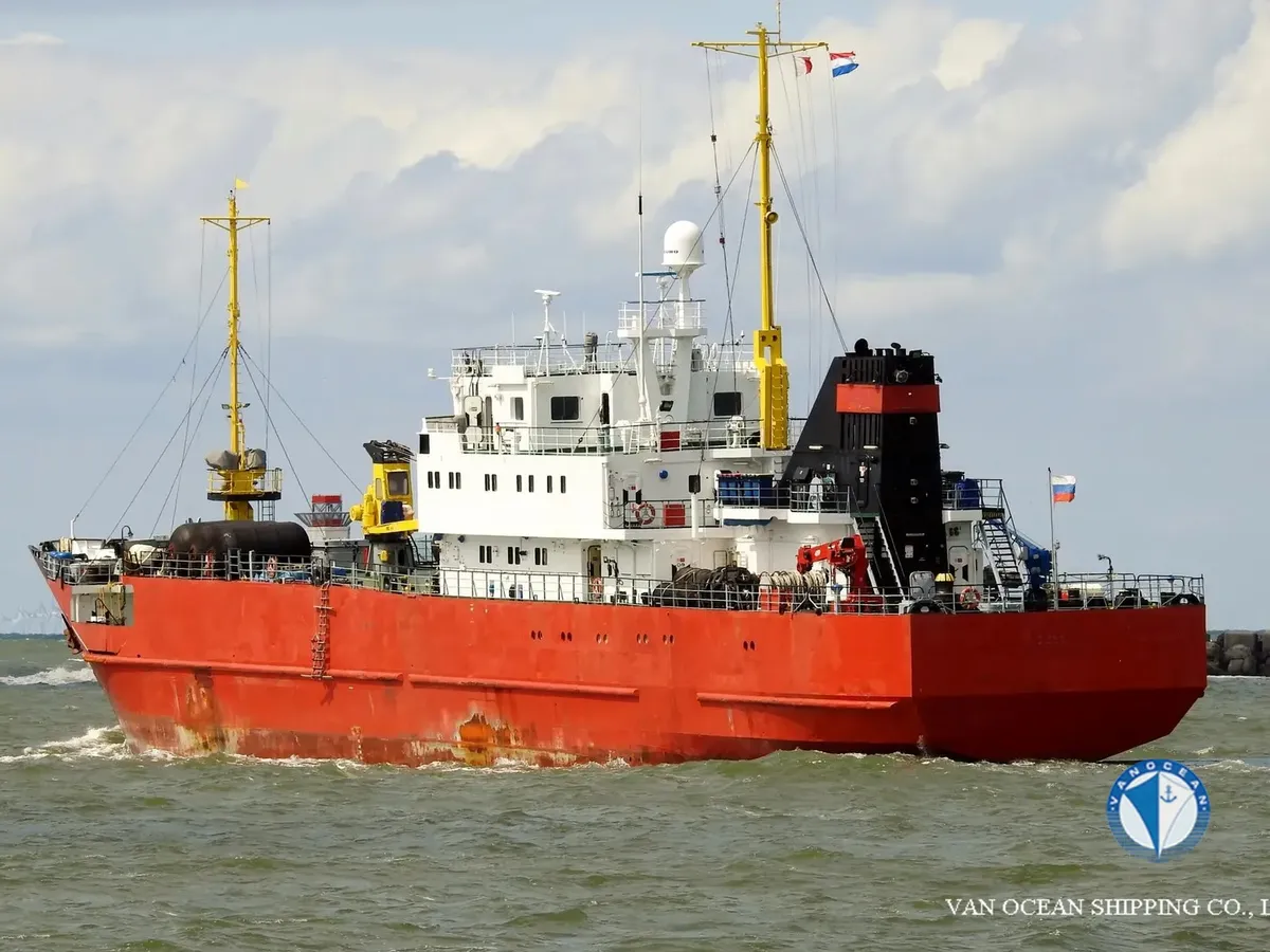 Navire frigorifique à vendre