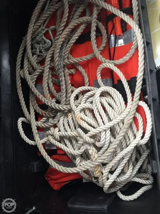 Bateau de transport d'équipage à vendre