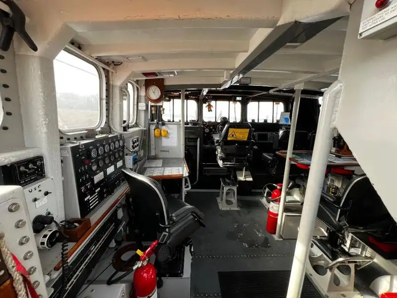 Bateau d'équipage à vendre