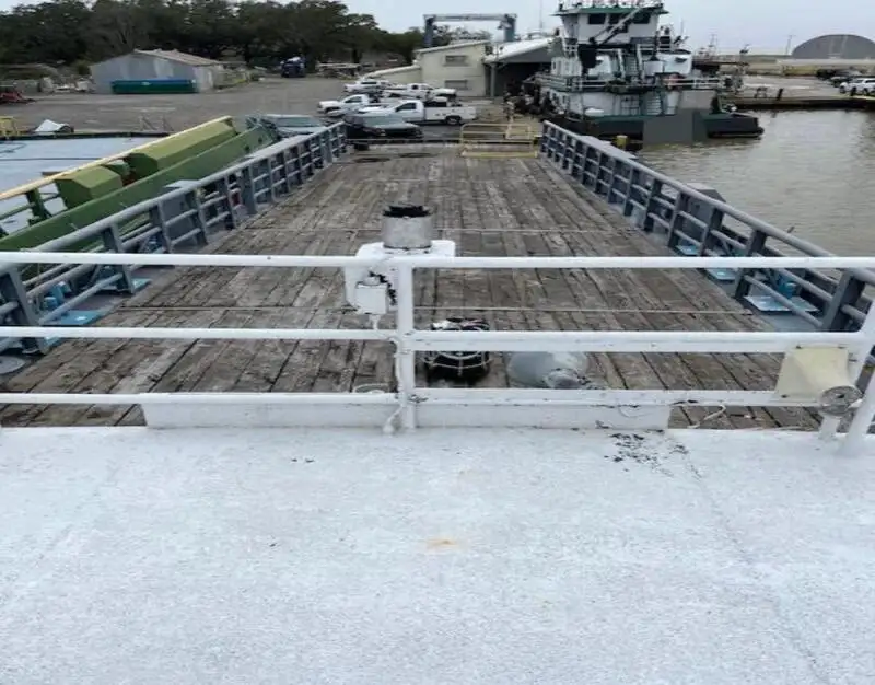 Bateau d'équipage à vendre