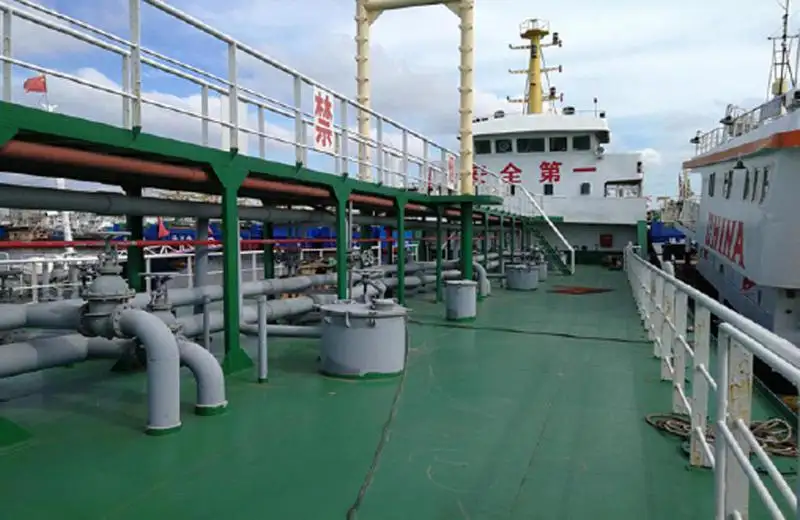 Pétrolier, Chimiquier à vendre