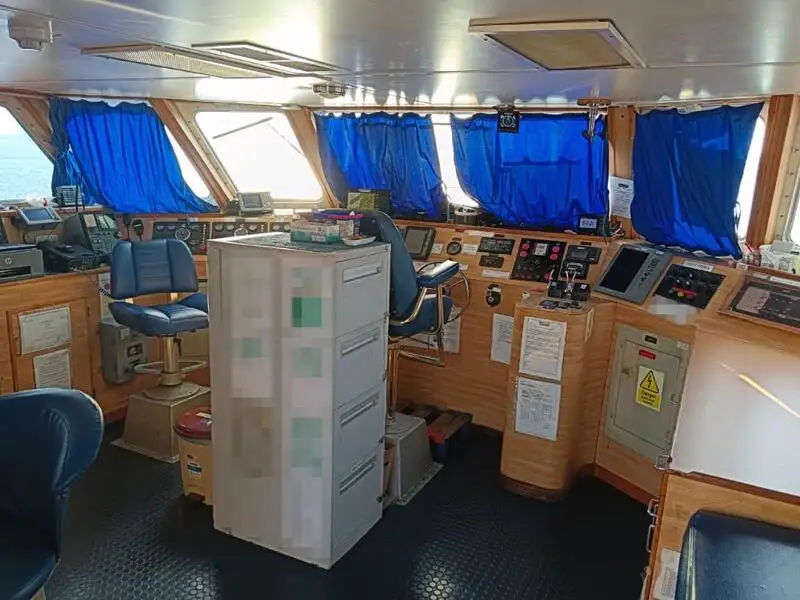 Bateau d'équipage à vendre