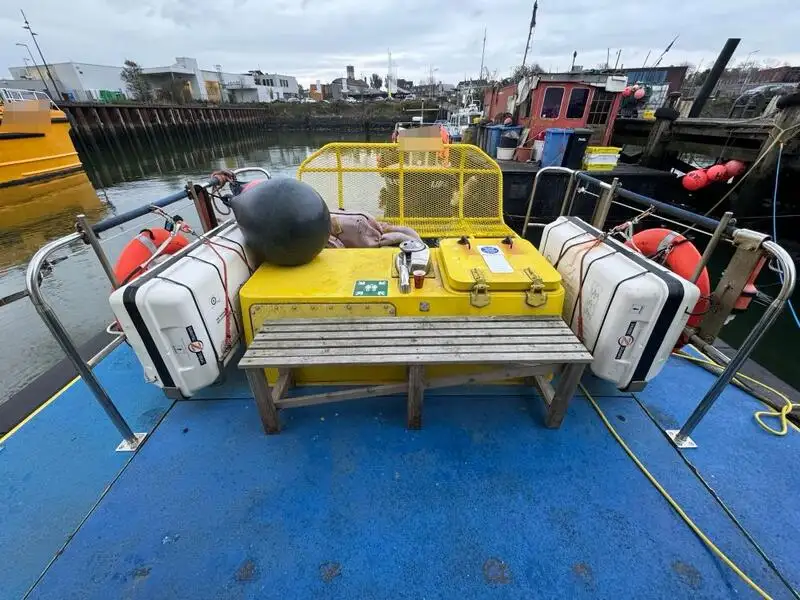 Bateau d'équipage à vendre