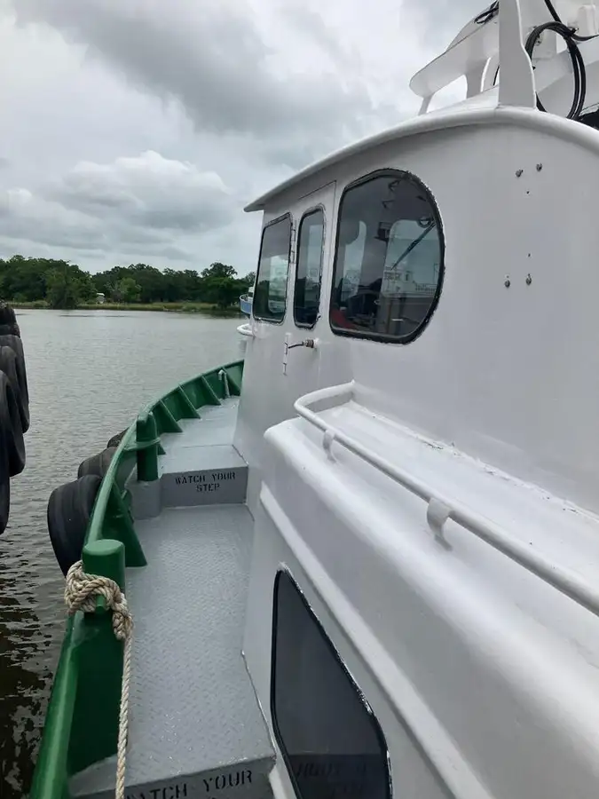 Bateau d'équipage à vendre