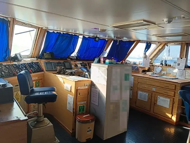 Bateau d'équipage à vendre