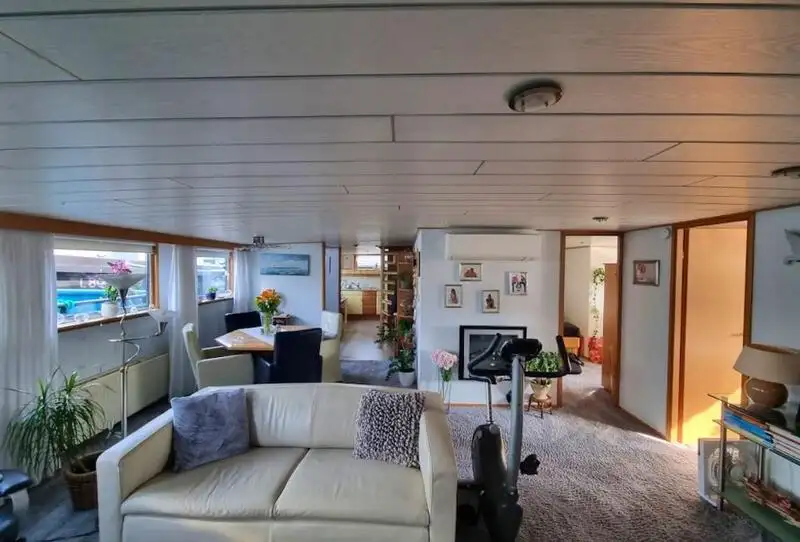 Barge à vendre