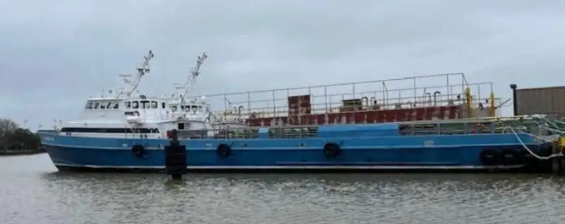 Bateau d'équipage à vendre