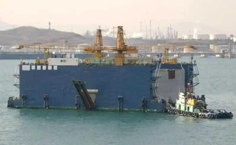 Quai flottant à vendre