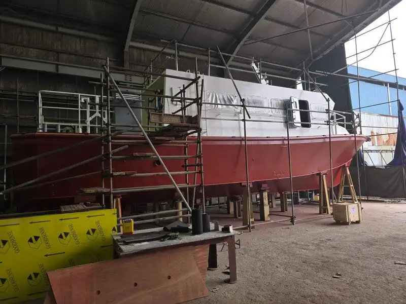 Bateau d'équipage à vendre