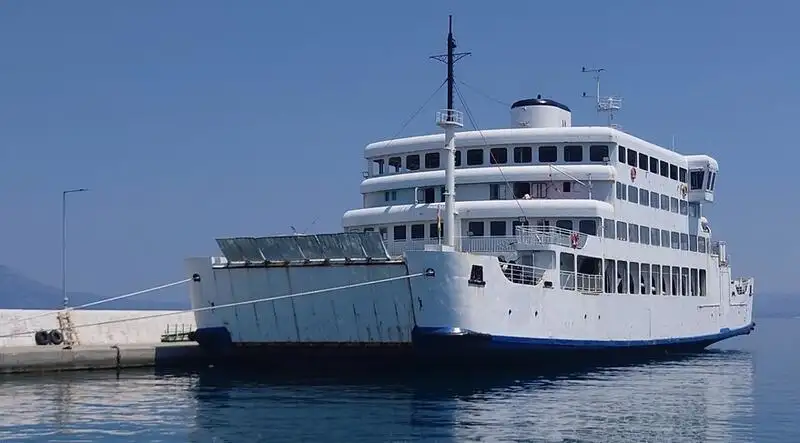 Navire RoPax à vendre