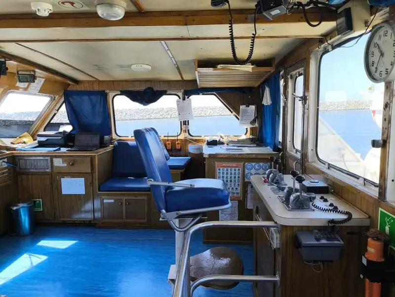 Navire de ravitaillement à vendre