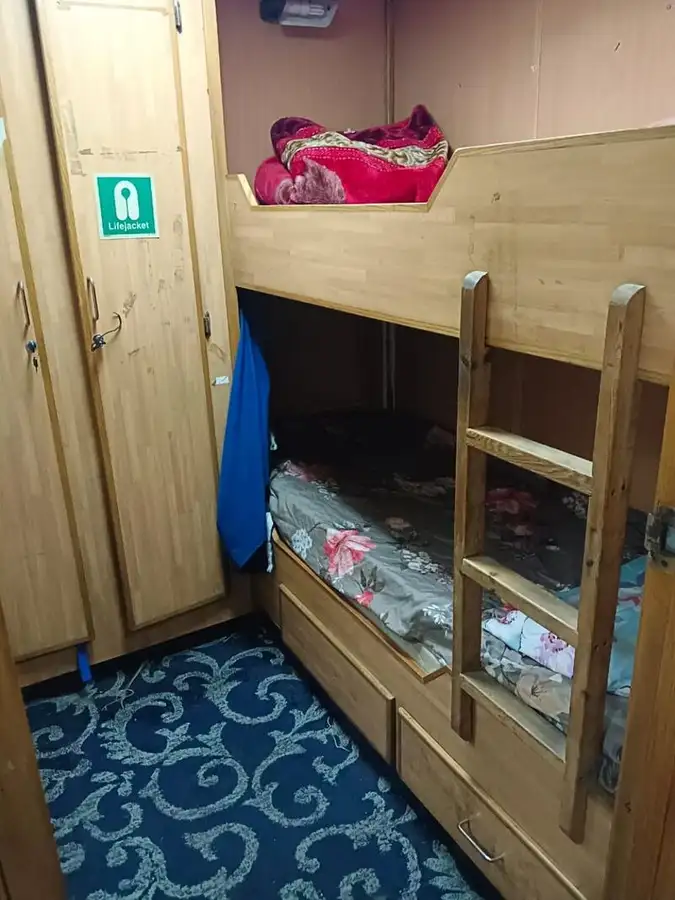 Bateau d'équipage à vendre