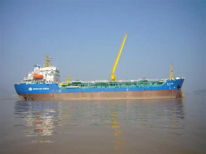 Pétrolier, Chimiquier à vendre