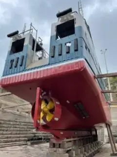 Chalutier de pêche à vendre