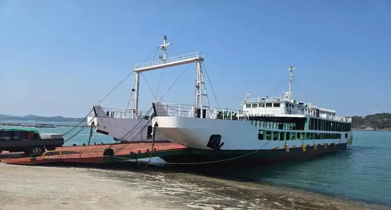Péniche de Débarquement, Réservoir à vendre