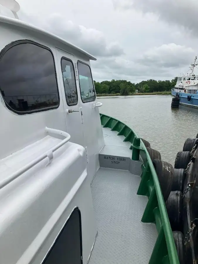 Bateau d'équipage à vendre