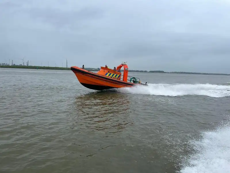 Bateau pneumatique rigide à vendre