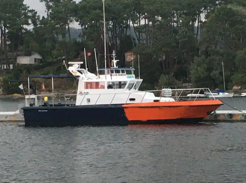 Bateaux de travail à vendre