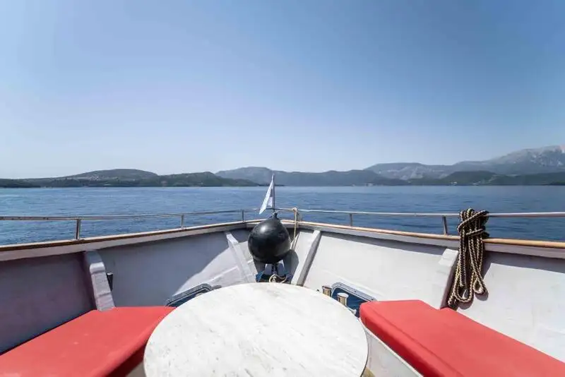 Bateau à moteur à vendre