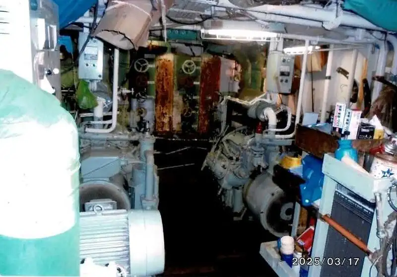 Chalutier de pêche à vendre