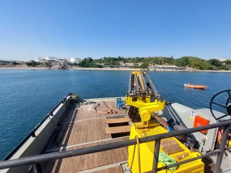 Bateaux de travail à vendre