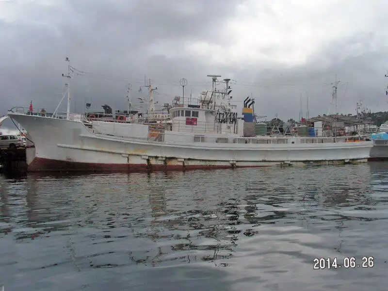 Navire palangrier à vendre