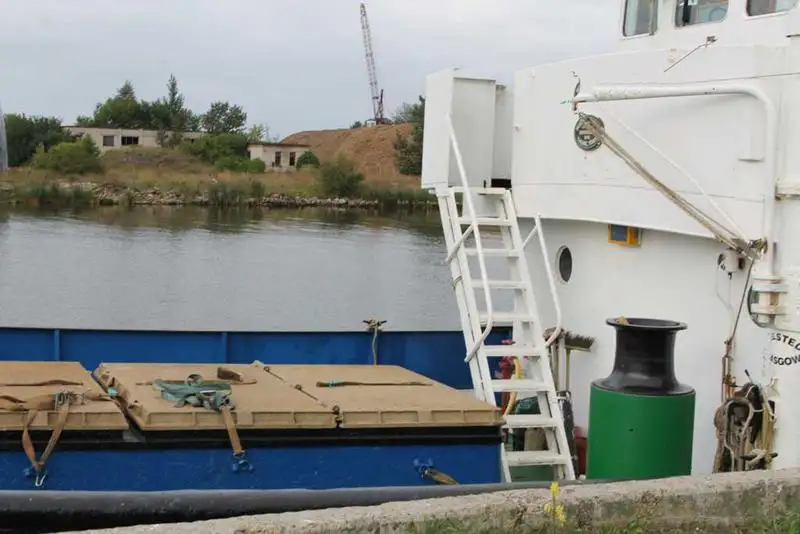 Bateaux de travail à vendre