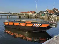 Bateaux de travail à vendre