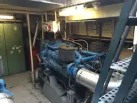 Navire d'enquête à vendre