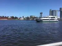 Bateau à moteur à vendre