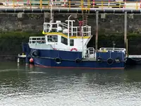 Bateaux de travail à vendre