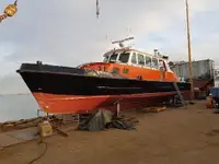 Navire d'enquête à vendre