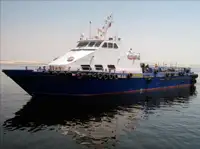 Bateau d'équipage à vendre
